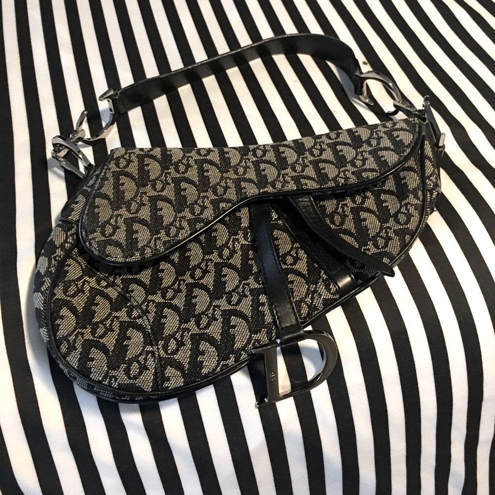 Christian Dior Saddle Bag Authentic ❤️Firm❤️